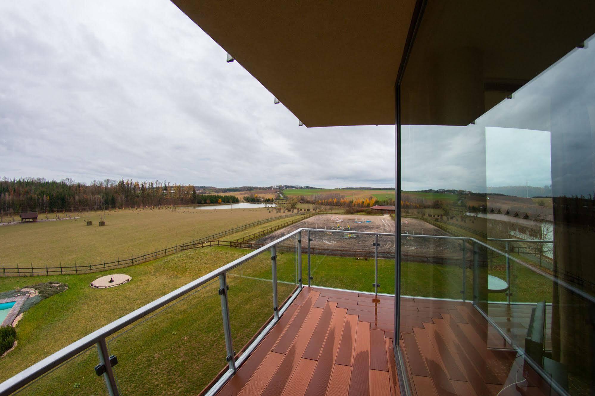 K-Triumf Resort Velichovky Exterior foto